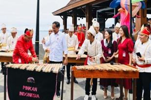 Presiden Resmikan Penataan Pantai Malalayang, dan Bunaken, Manado