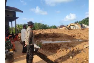 Tanah Longsor di Natuna, Lima Korban Belum Ditemukan