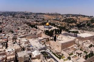 Israel Tahan Aktivis Ibadah Kurban Paskah di Tengah Ketegangan di Masjid Al-Aqsa