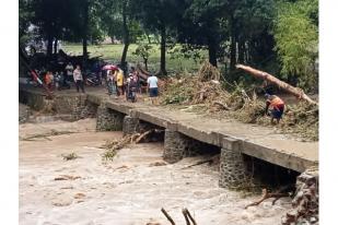 Banjir Bandang Melanda Sumbawa, 12 Rumah Hanyut