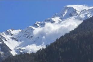 Korban Longsor Salju di Alpen, Prancis Enam Orang Termasuk Pemandu