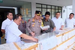 Polda Riau Gagalkan Penyelundupan 408 Ribu Benih Lobster