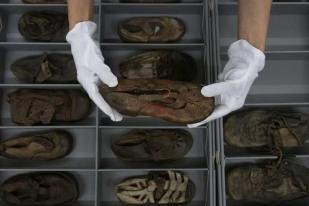 Museum Selamatkan Ribuan Sepatu Anak Korban Nazi Jerman di Auschwitz