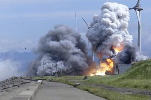 Mesin Roket Meledak dalam Uji Coba oleh JAXA di Jepang