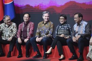 Menlu AS dan China Bahas Isu Pelik pada Forum ASEAN di Jakarta