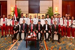 Jokowi Beri Semangat Atlet di FISU World University Games di Chengdu, China