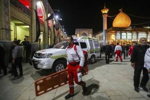 Pria Bersenjata Serang Kuil Syiah Shah Cheragh di Iran Selatan