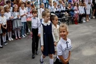 Tahun Ajaran Baru Dimulai, Sekolah di Ukraina Dalam Ancaman Ledakan