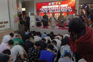 Polisi Tangkap 42 Warga China Pelaku Love Scamming di Batam