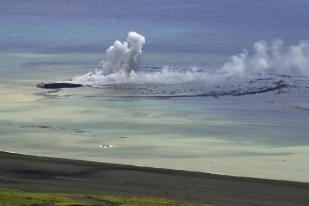 Gunung Api Bawah Laut di Jepang Meletus, Sebuah Pulau Baru Terbentuk