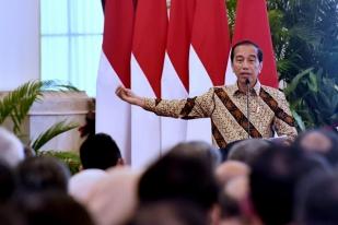 Jokowi: Pembangunan Infrastruktur Penting untuk Efisiensi dan Persatuan