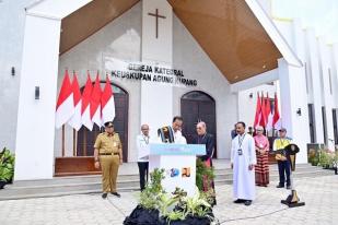 Presiden Resmikan Gereja Katedral Kupang, NTT