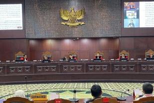 MK Tolak Uji Formil Syarat Usia bagi Capres dan Cawapres dalam Pemilu