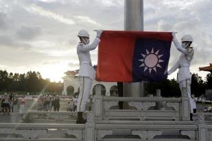 Taiwan Laporkan Enam Balon China Melintas Pulau Tersebut