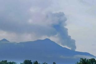 Gunung Marapi di Sumatera Barat Kembali Erupsi 