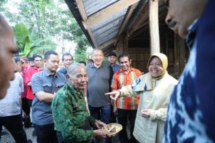 Mensos Janjikan Bantu Cari Sumber Air di Waingapu, Sumba Timur NTT