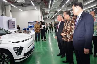 Presiden Resmikan Ekosistem Kendaraan Listrik dan Pabrik Sel Baterai Listrik 