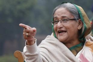 Sheikh Hasina Pimpin Bangladesh dari Tragedi Hingga Protes Memaksanya Melarikan Diri