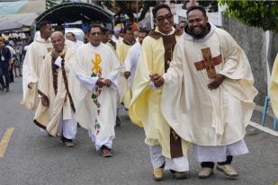 Umat Katolik Indonesia Kekurangan Pastor, Tapi Satu Seminari Kewalahan Tampung Pendaftar