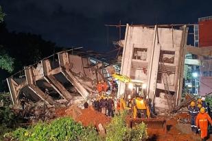 Bangunan Tujuh Lantai Ambruk di India Selatan, Menewaskan Sedikitnya Lima Pekerja