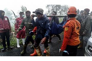 Tanah Longsor Terjadi di Pekalongan, Jawa Tengah, 17 Orang Meninggal