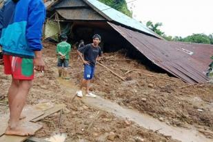 Banjir di Empat Kecamatan di Mamuju, Tim Gabungan Berupaya Buka Akses Jalan 