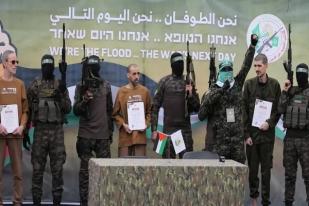 Hamas Serahkan Tiga Sandera Israel Dalam Pertukaran Kelima di Gaza