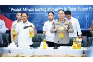 Polri Ungkap Kecurangan Takaran Minyak Goreng di Depok, Ribuan Liter Disita