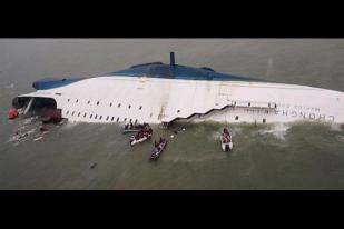 32 Korban Meninggal Feri “Sewol”