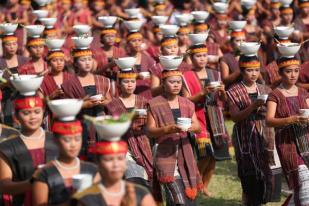 “Festival Danau Toba Tidak Miliki Konsep Riil”