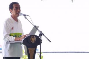 Jokowi Sayangkan Banyak Masyarakat Belum Melek Keuangan