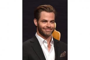 Chris Pine Umumkan Nominasi Oscar