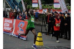 Bosowa Half Marathon di Makassar