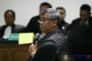 Akil Akui Bertemu Ratu Atut di Singapura 