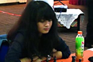 Dita Karenza Juara Senior Putri Japfa Chess 2014