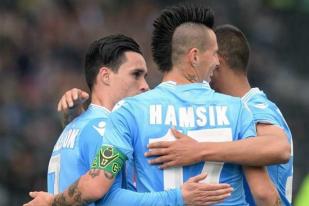 Napoli Bantai Sampdoria 5-2