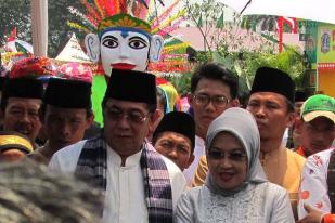 Palang Pintu Warnai Lebaran Betawi 2014