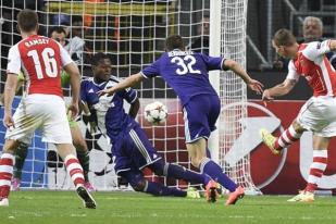 Arsenal Permalukan Anderlecht 2-1