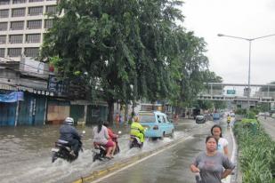 MayBank Beri Penangguhan Cicilan Pinjaman Korban Banjir Malaysia