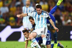 Messi Puji Semangat Uruguay di Piala Amerika 2015