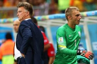 Schmeichel Nasihati Pelatih MU Stop Kejar Cillessen