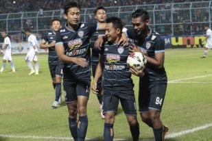 Piala Jenderal Sudirman: Arema Hajar Persegres 4-1