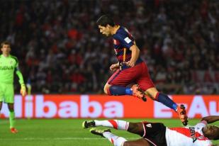 Barcelona Juara Piala Antarklub Dunia, Hajar River Plate