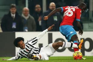 Koulibaly Optimistis Napoli Kejar Juventus  di Italia