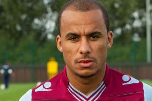 Agbonlahor Menunggu Sanksi Klub