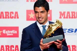 Luis Suarez Raih Sepatu Emas 2015-2016