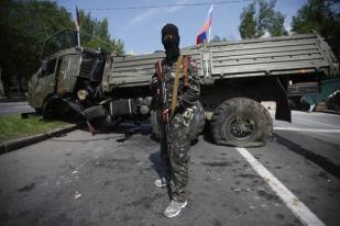 Pemberontak Serang Unit Militer Ukraina