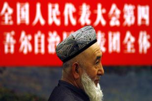 Tiongkok Larang Warga di Xinjiang Berpuasa