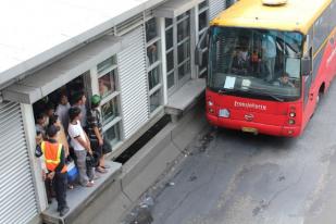 Per 11 Agustus Koridor I Transjakarta Pakai e-Ticketing