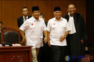 Prabowo-Hatta Minta MK Batalkan Keputusan KPU